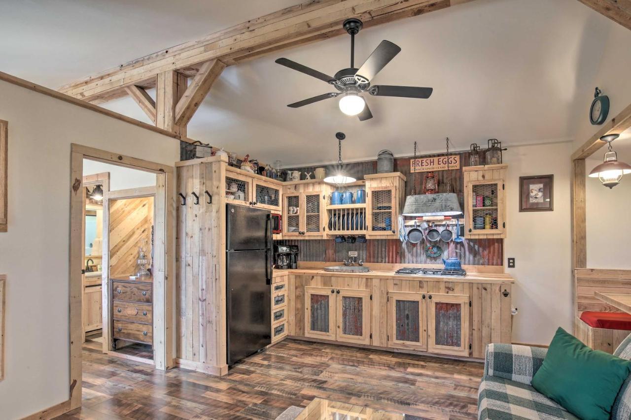 Kerrville Converted Barn Tiny Home With Kayaks! Exterior foto