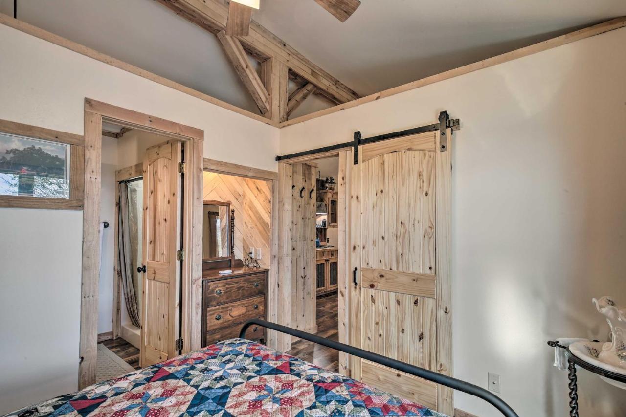 Kerrville Converted Barn Tiny Home With Kayaks! Exterior foto